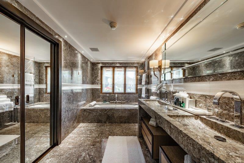Ultima Hotel Гстаад Екстериор снимка