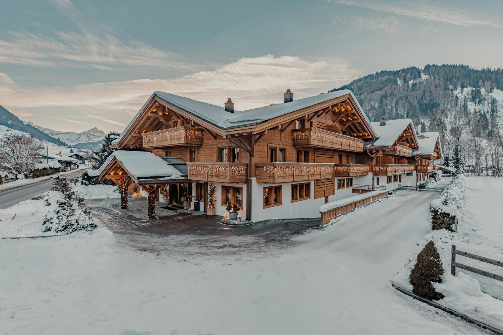Ultima Hotel Гстаад Екстериор снимка