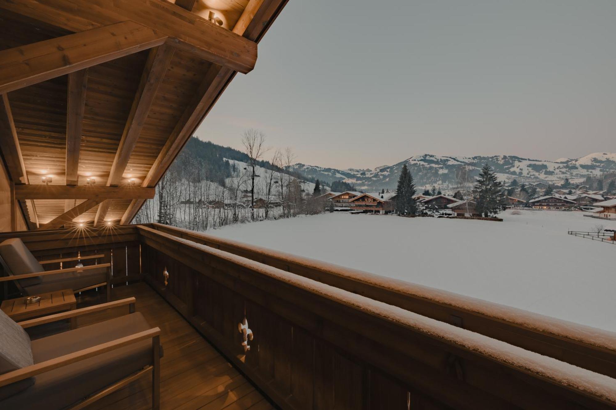 Ultima Hotel Гстаад Екстериор снимка